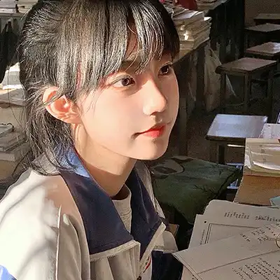 隗逸馨